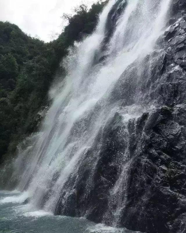 滑动蓝色方块